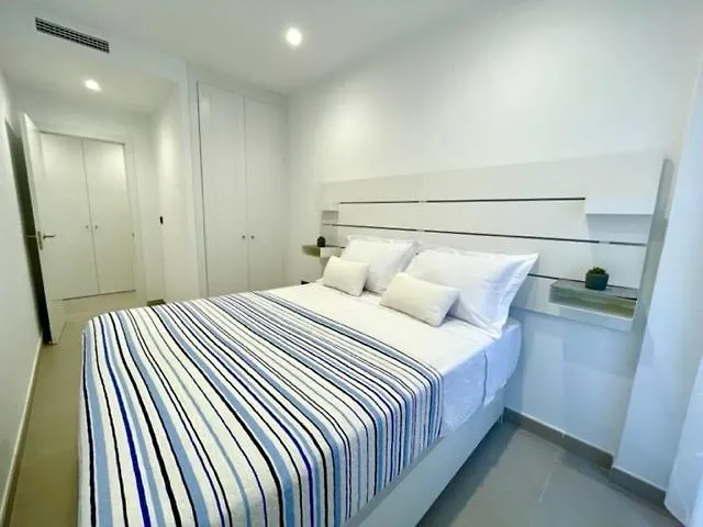 Apartamento Gatu Premium Alma Marinera, Preferente Mayores De 25 Anos Y Familias Cádiz