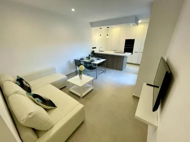 Apartamento Gatu Premium Alma Marinera, Preferente Mayores De 25 Anos Y Familias Cádiz España
