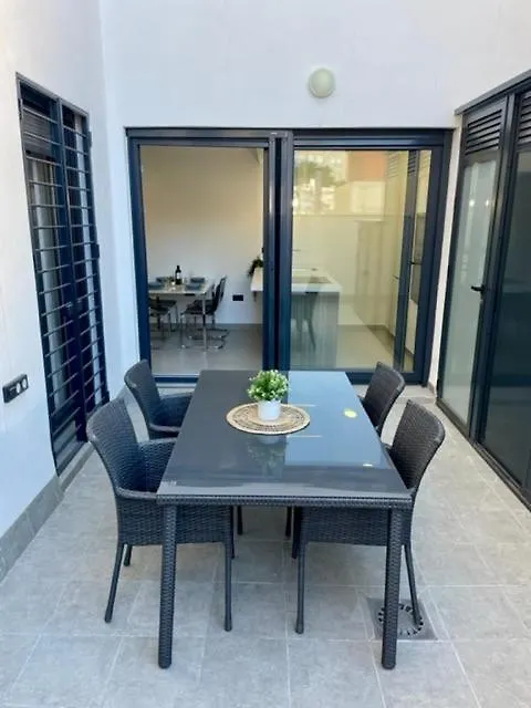 Gatu Premium Alma Marinera, Preferente Mayores De 25 Anos Y Familias Cádiz
